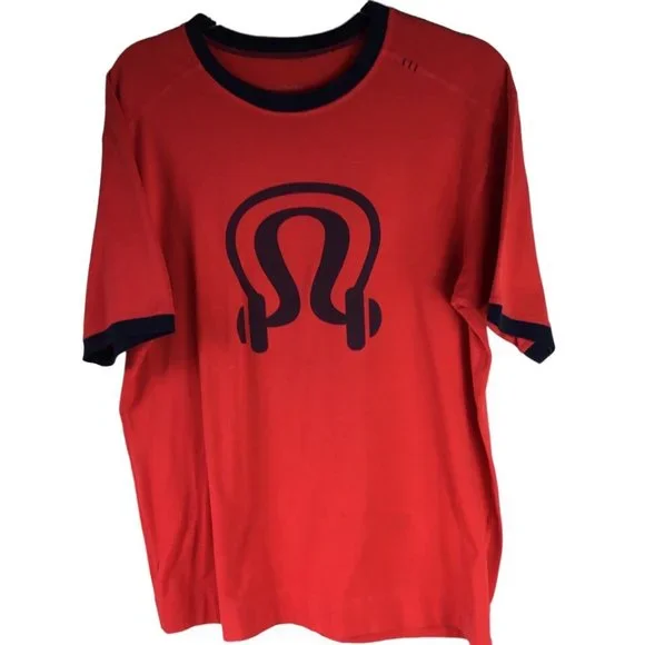 Lululemon Tee Shirt UNISEX RED Short Sleeve Tee pit to pit 23" - Picture 3 of 5